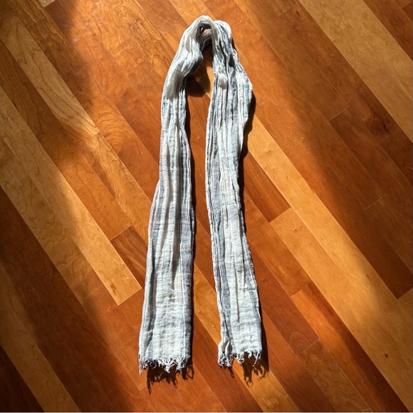 (2 for $30) Striped Linen scarf - Picture 4 of 4